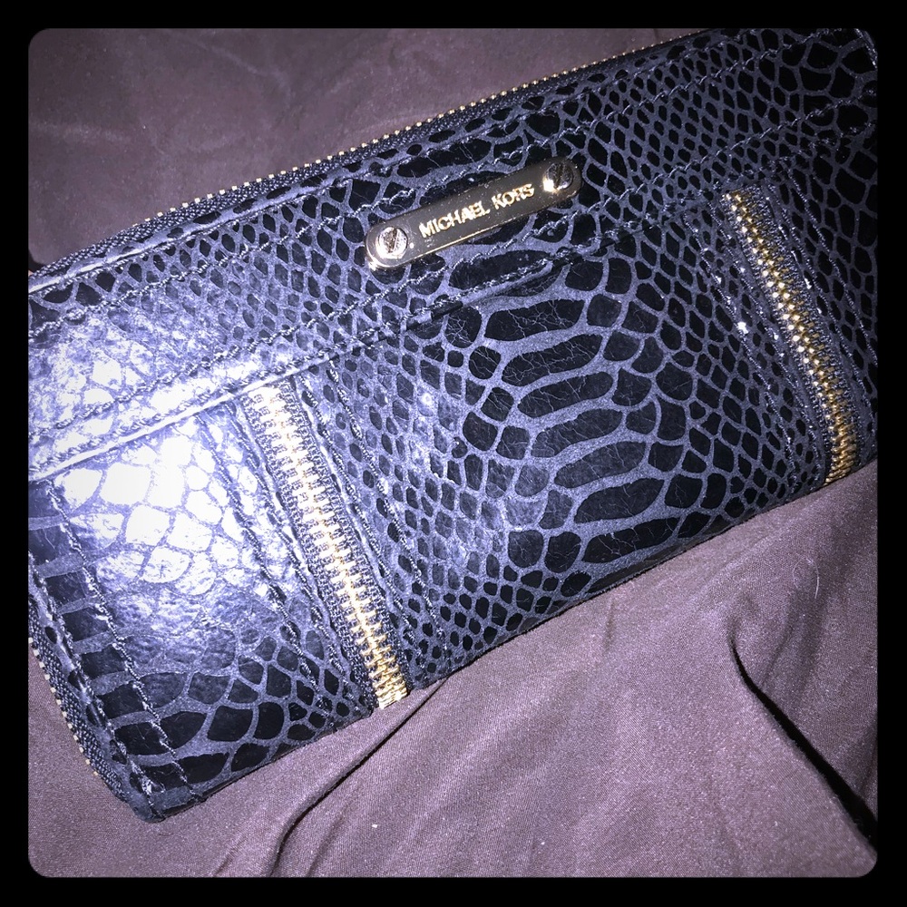 Michael Kors wallet